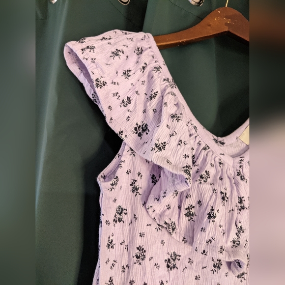 Light Purple Floral Top Loft - Picture 4 of 10